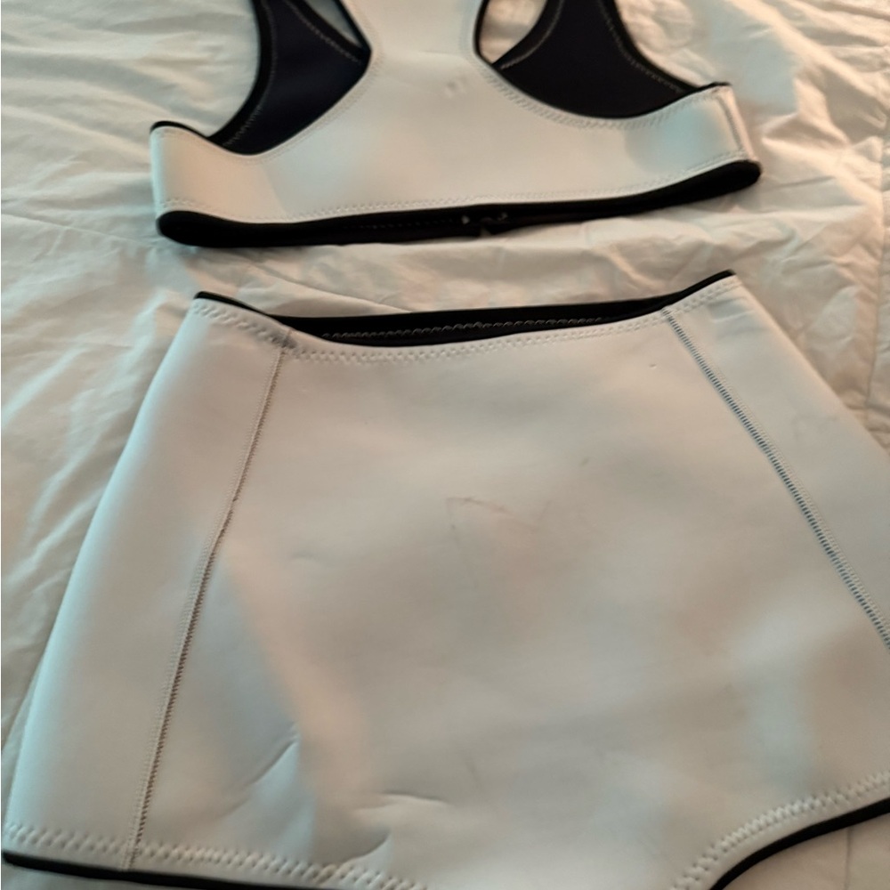 Abyss By Abby WHITE SUIT  full Set wetsuit 2 pc.